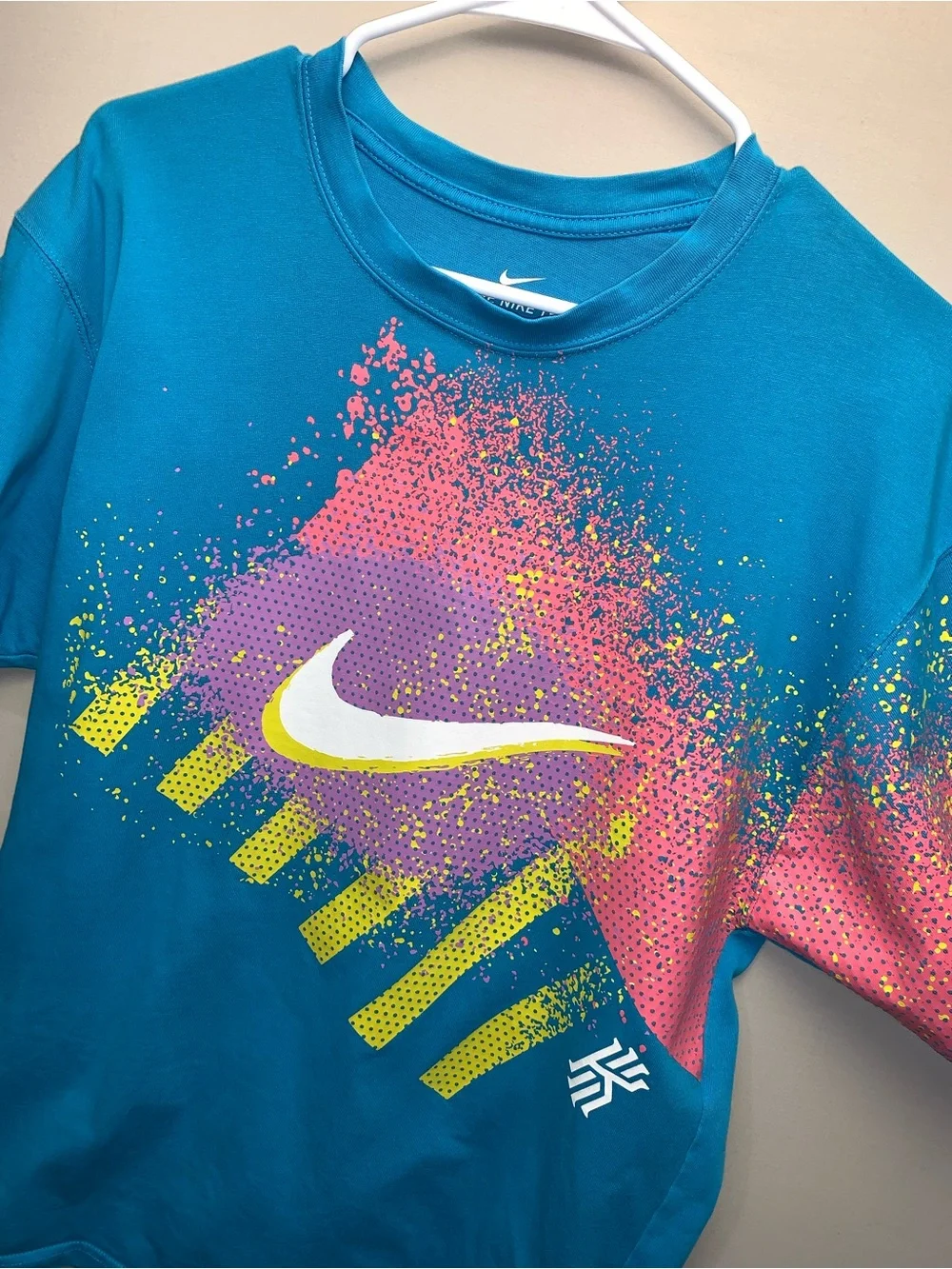 The Nike Tee Mens S Blue Graphic Kyrie Irving Short Sleeve Crew Neck Y2K Cotton